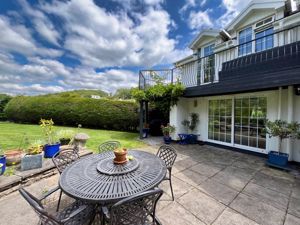 Photo 16- click for photo gallery